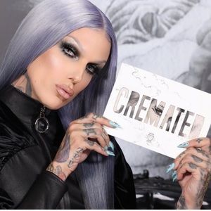 Jeffree Star Cremated Palette